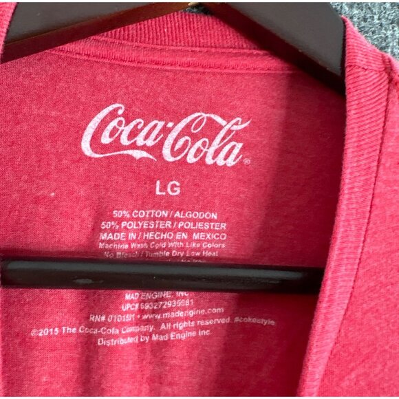 Coca-Cola Graphic T-Shirt Large Red Short Sleeve Soft Cotton Blend Mad Engine - Picture 3 of 7